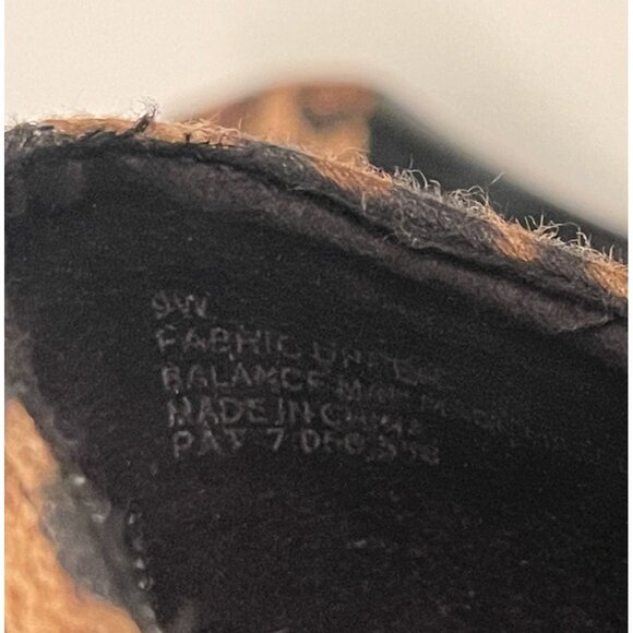 Lane Bryant Women 9 WIDE Width Leopard Animal Print Round Toe Heels Pumps Vegan - Picture 10 of 10